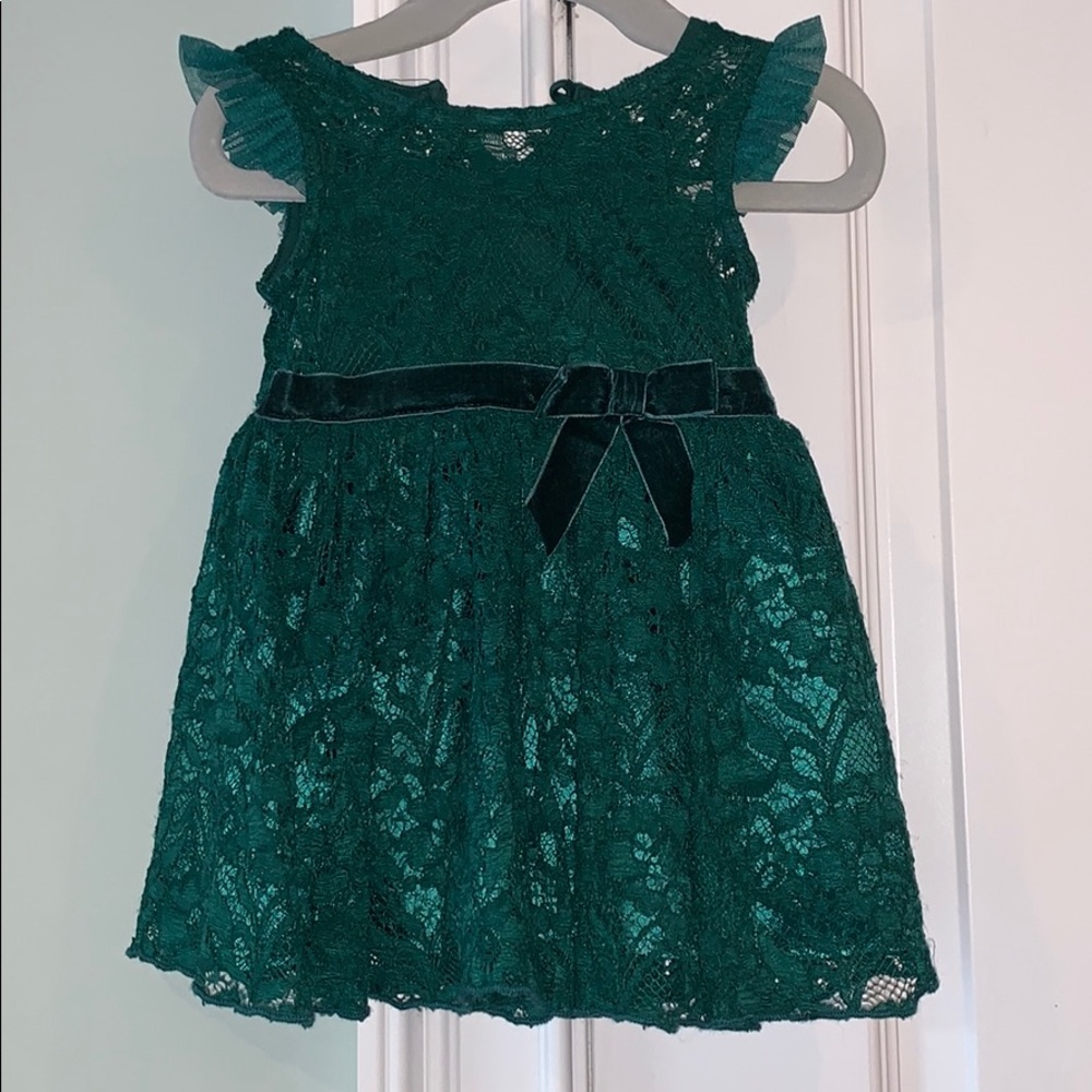 Green lace dress